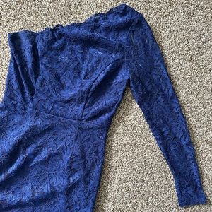 Speechless Navy blue one shoulder long sleeve lace short dress
